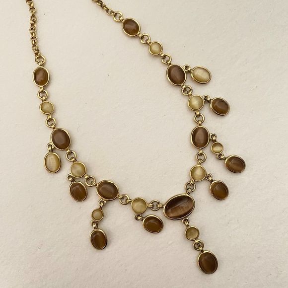 Vintage 70s Small Tiger's Eye Stones Necklace On Gold Tone Chain Links - Picture 3 of 13